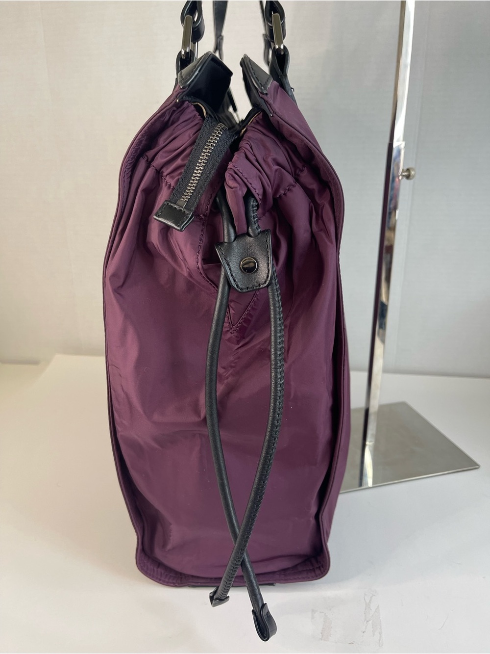 Burberry Buckleigh purple nylon tote bag - Picture 5 of 16